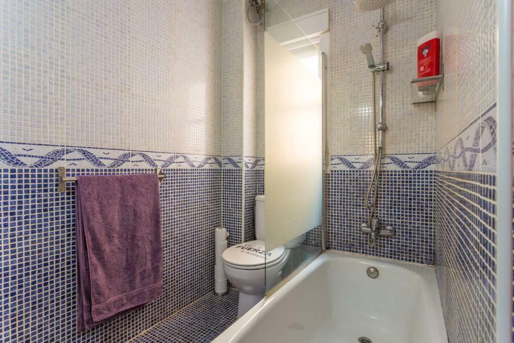 Apartamento Urgel Madrid Exteriör bild