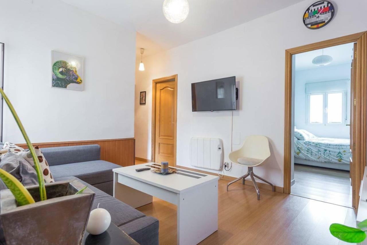 Apartamento Urgel Madrid Exteriör bild
