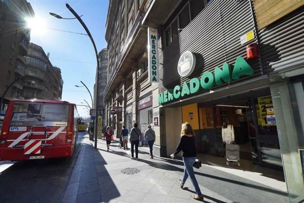 Apartamento Urgel Madrid Exteriör bild