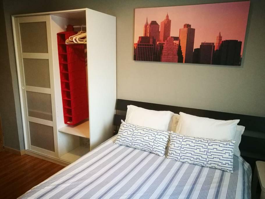 Apartamento Urgel Madrid Exteriör bild